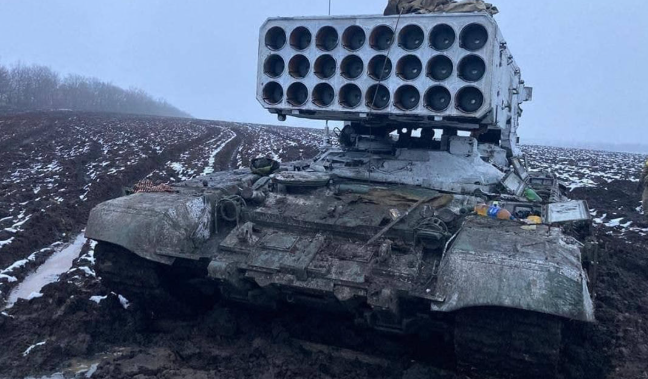 Українські військові вперше знищили ворожий "Солнцепьок" на території самої РФ Українські військові вперше знищили ворожий "Солнцепьок" на території самої РФ